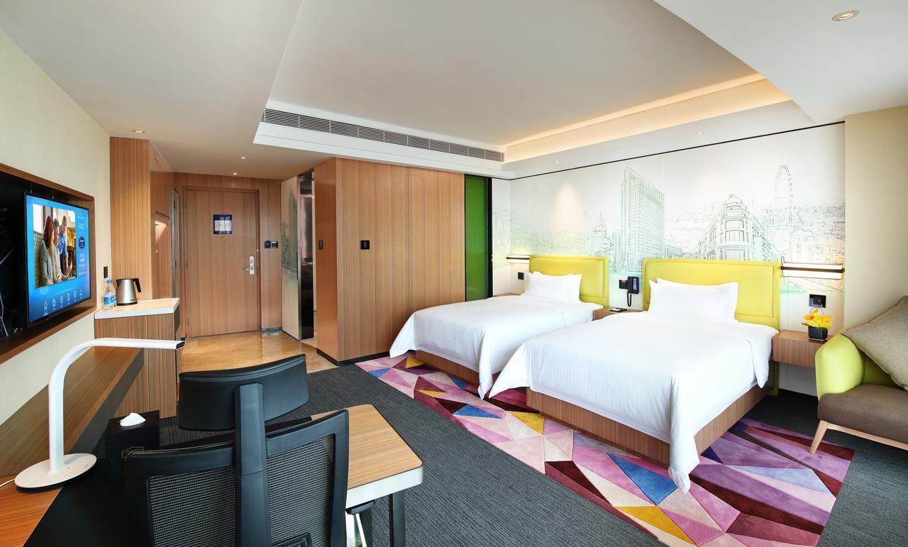 Hampton By Hilton Zhongshan Nanlang Exterior foto